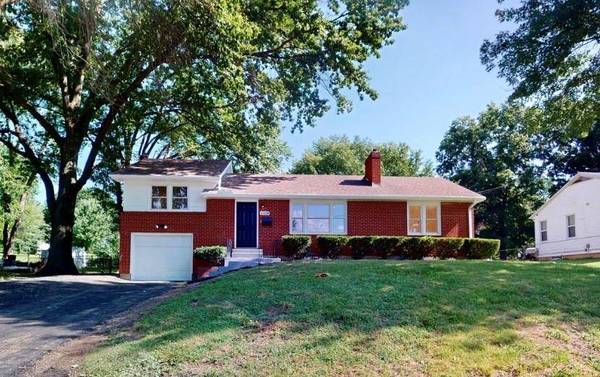 6528 Cleveland AVE, Kansas City, KS 66104