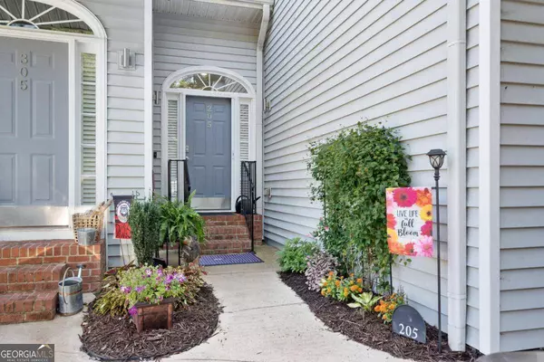 2300 Habersham Marina RD #205, Cumming, GA 30041