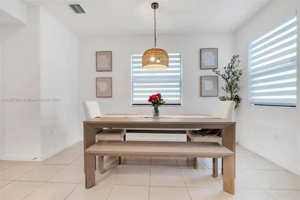 11054 W 35th Ln, Hialeah, FL 33018