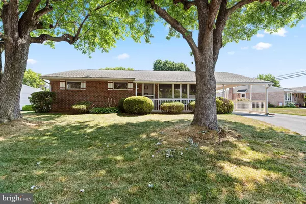 5236 WINDSOR BLVD, Mechanicsburg, PA 17055