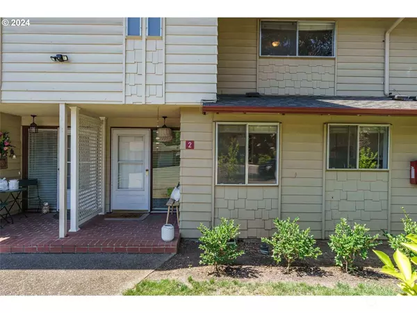 13600 NE 18th ST #2, Vancouver, WA 98684