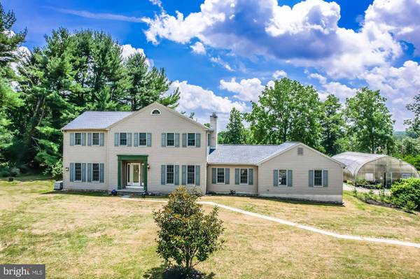 1260 N MANOR RD, Honey Brook, PA 19344