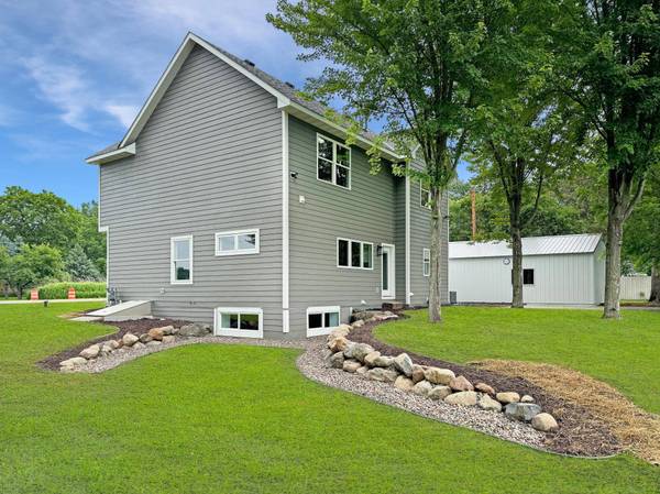 10271 119th ST N, Grant, MN 55082