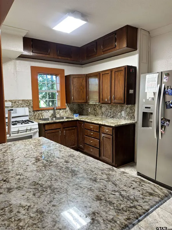 1680 VZ COUNTY ROAD 4823, Chandler, TX 75758