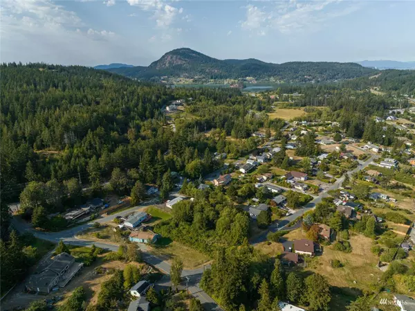 5859 Central AVE, Anacortes, WA 98221