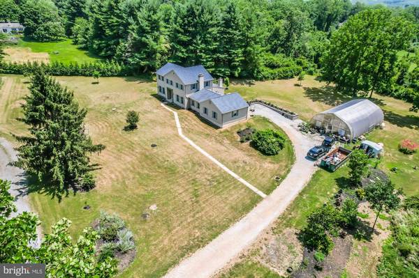 1260 N MANOR RD, Honey Brook, PA 19344