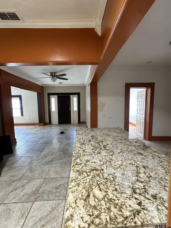 1680 VZ COUNTY ROAD 4823, Chandler, TX 75758