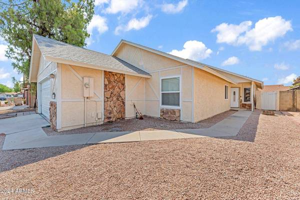 6601 W Poinsettia Drive, Glendale, AZ 85304