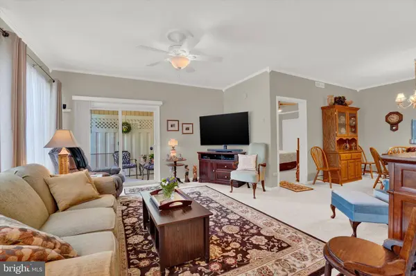 906 CRESTVIEW LN #906, Stewartstown, PA 17363