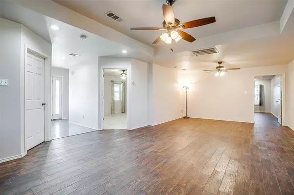 9612 W Highway 199, Poolville, TX 76487