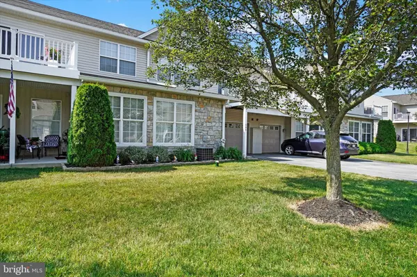 906 CRESTVIEW LN #906, Stewartstown, PA 17363