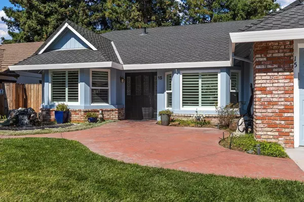 15 Eastwind CT, Sacramento, CA 95831