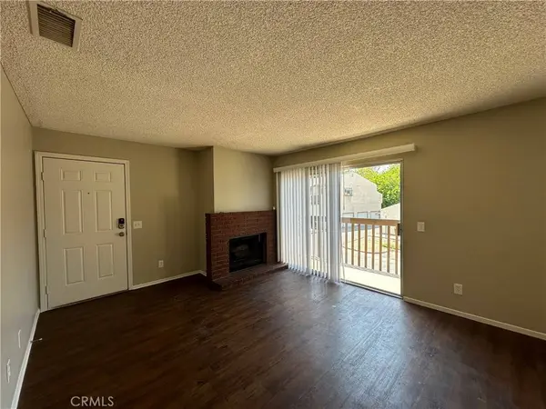 1251 S Meadow LN #118, Colton, CA 92324