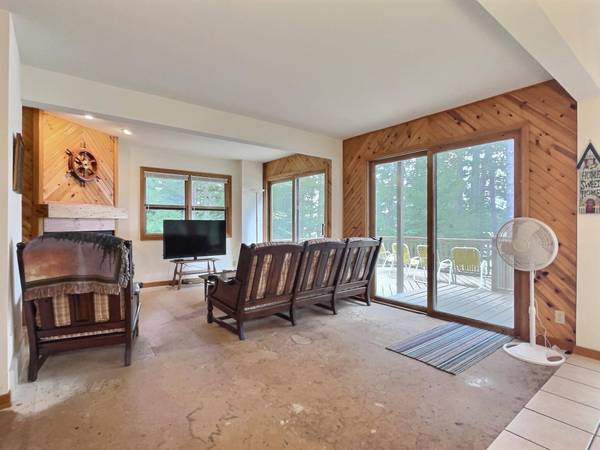2235 FOUR SEASON LN, Saint Germain, WI 54558