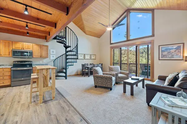 10900 Rimrock Place, Spearfish, SD 57783