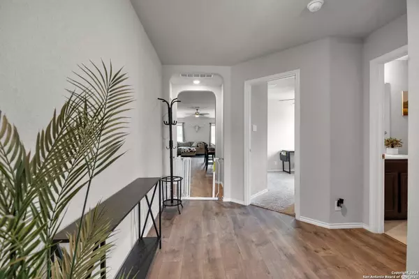 8045 FALCON MDW, Converse, TX 78109-3165