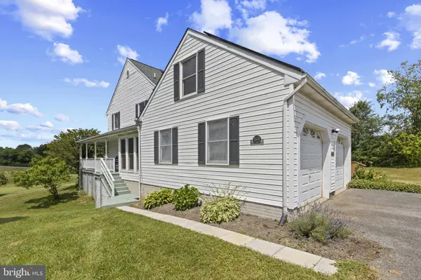 3506 CHASES FOREST DR, Mount Airy, MD 21771