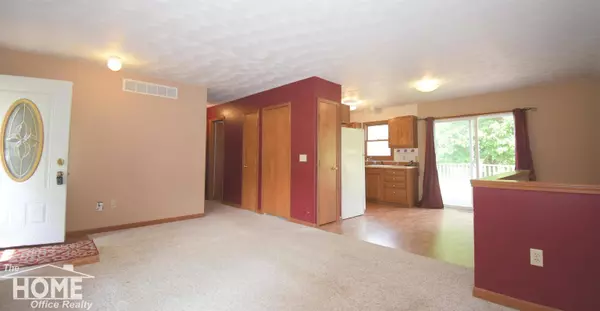 8471 S Morrice Road, Morrice, MI 48857