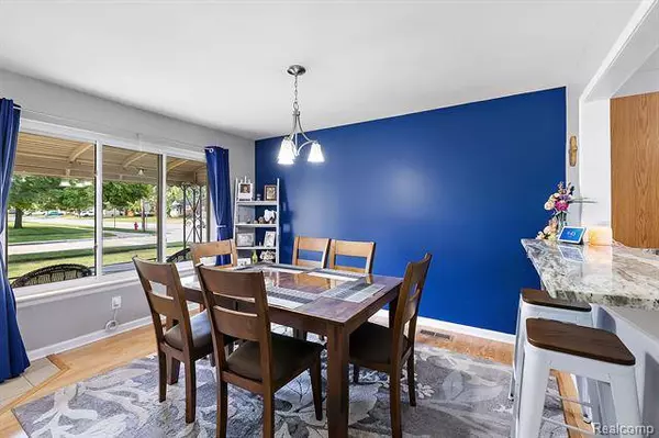 15611 Dugan Street, Roseville, MI 48066