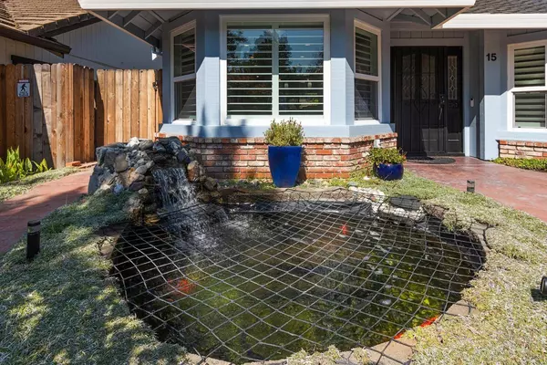 15 Eastwind CT, Sacramento, CA 95831