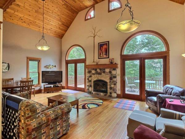 3628 CHANNEL RD, Watersmeet, MI 49969