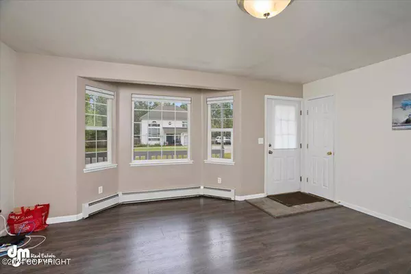 1080 Tom Watson PL, Wasilla, AK 99623