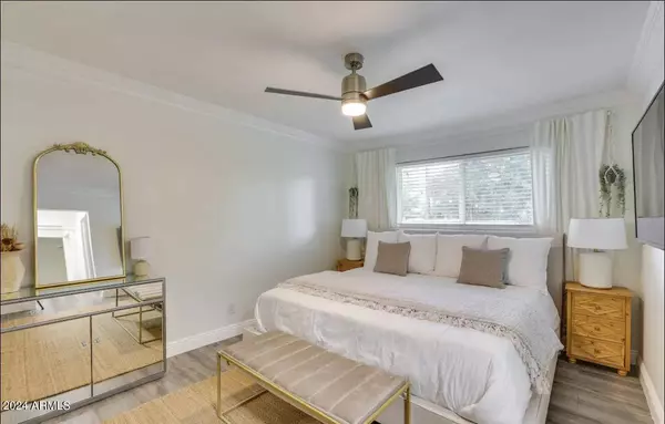 8455 E VISTA Drive, Scottsdale, AZ 85250