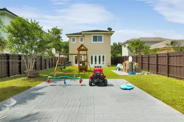 3133 NE 3rd Dr, Homestead, FL 33033