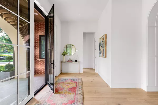 1218 Glen Cove Drive, Richardson, TX 75080