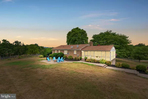 38599 RICHARD CREEK LN, Lovettsville, VA 20180