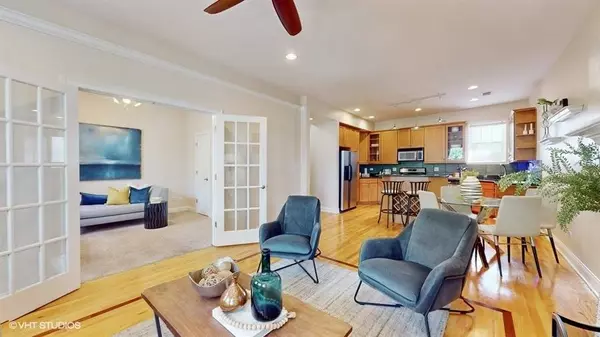 4349 S Greenwood Avenue #3S, Chicago, IL 60653