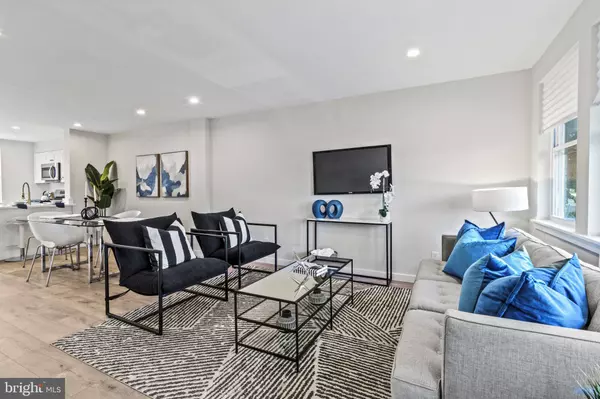 2758 ISLAND AVE, Philadelphia, PA 19153