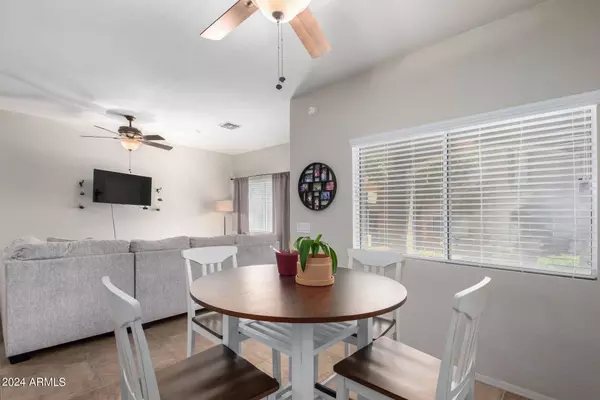 1718 W COLTER Street #162, Phoenix, AZ 85015