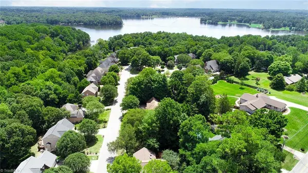 2504 Burch PT, High Point, NC 27265