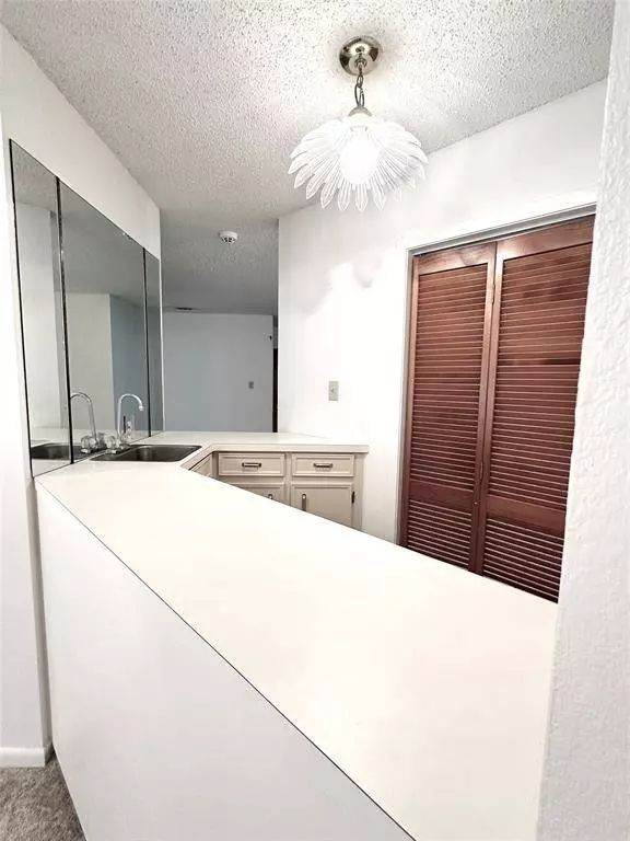 101 Sun CT, Victoria, TX 77904