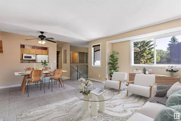 1546 69 ST NW, Edmonton, AB T6K 3R3