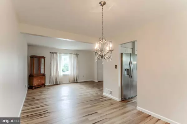 112 THOMAS ST, Harrisburg, PA 17112