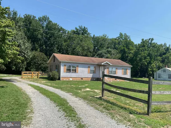 2483 FOLLY NECK RD, Warsaw, VA 22572