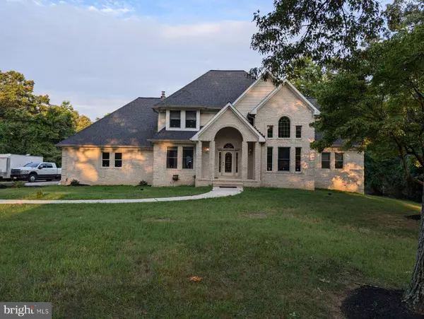 143 LAKE SHORE DR, Pasadena, MD 21122