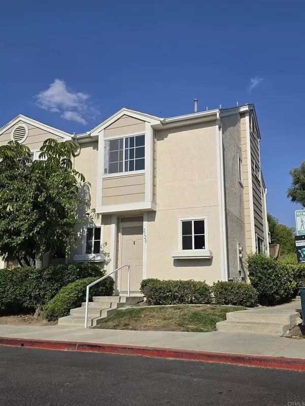 2120 Kings View CIR, Spring Valley, CA 91977