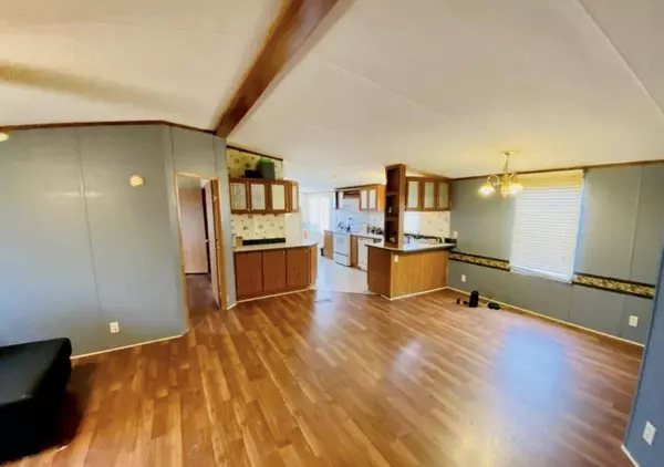 106 Mallard PT, Willisburg, KY 40078