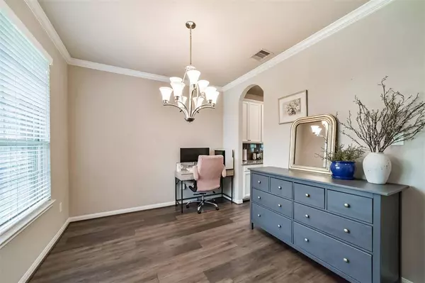 2667 Cedar Path LN, Conroe, TX 77385