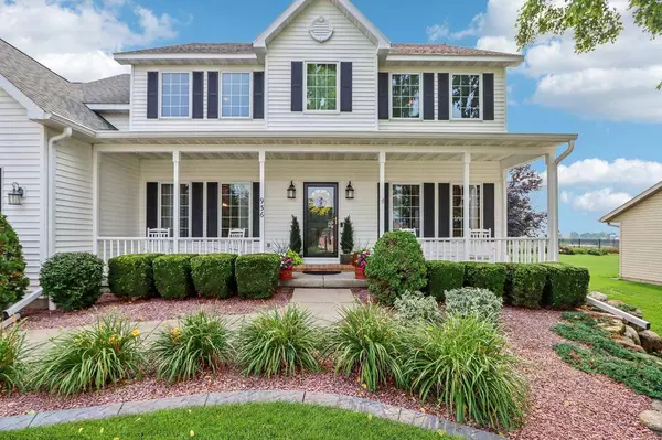 936 Lexington Way, Waunakee, WI 53597