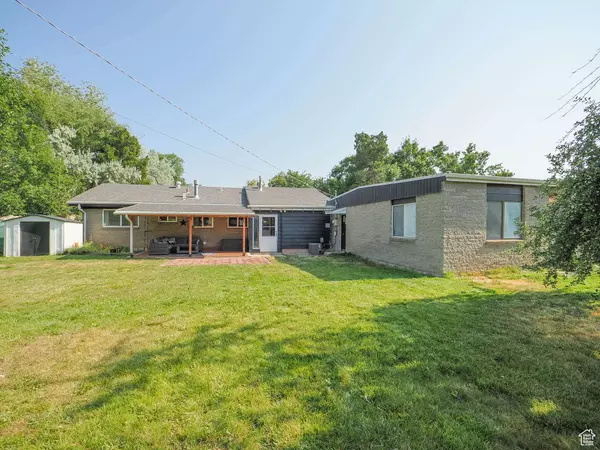 1098 E 5600 S, Murray, UT 84121