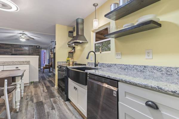 1050 Allen St., Conway, SC 29526