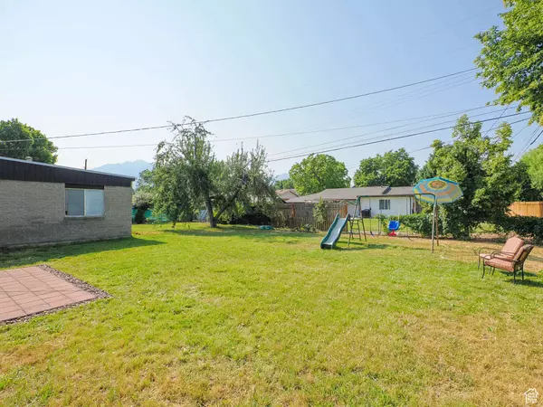 1098 E 5600 S, Murray, UT 84121