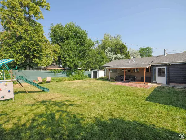 1098 E 5600 S, Murray, UT 84121