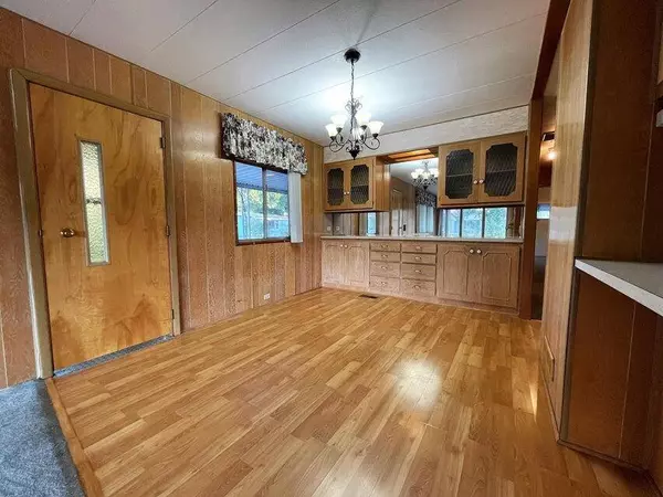 2252 Table Rock RD #SPC 112, Medford, OR 97501