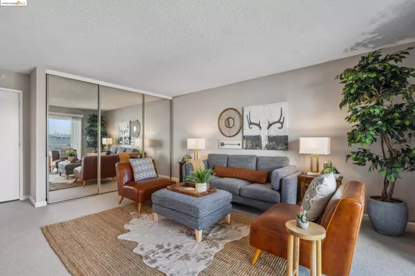 2 Admiral Dr #B287, Emeryville, CA 94608