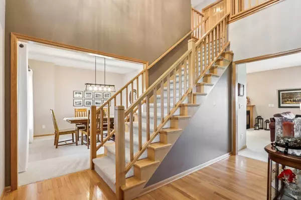 936 Lexington Way, Waunakee, WI 53597